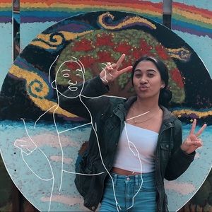 Meet your Posher, Hali’a